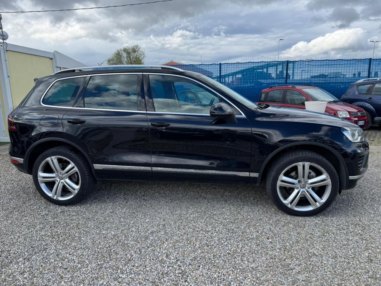 VOLKSWAGEN Touareg 3.0 TDI 262 CV tip. BMT Terrain Tech Executive - 4