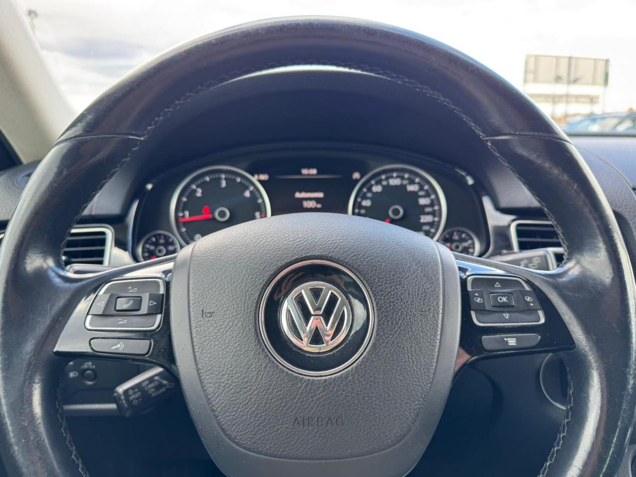 VOLKSWAGEN Touareg 3.0 TDI 262 CV tip. BMT Terrain Tech Executive - 10