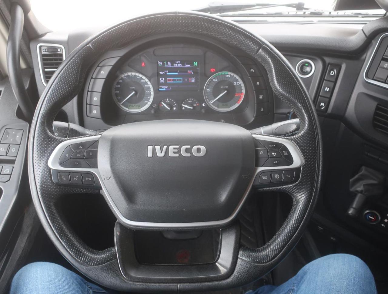 IVECO S-WAY 530 - 12