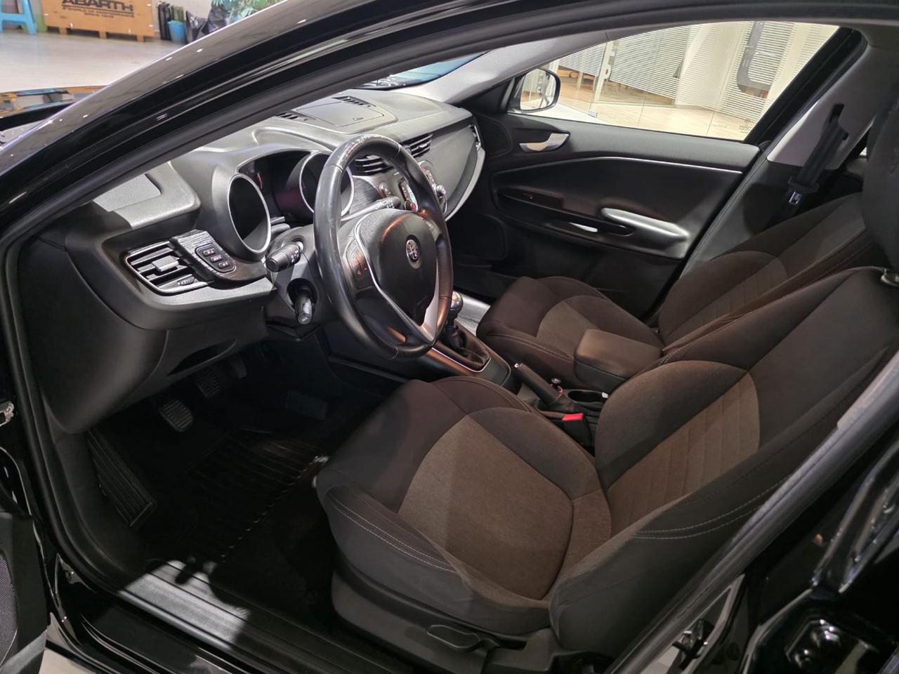 ALFA ROMEO Giulietta 1.6 JTDm 120 CV - 13