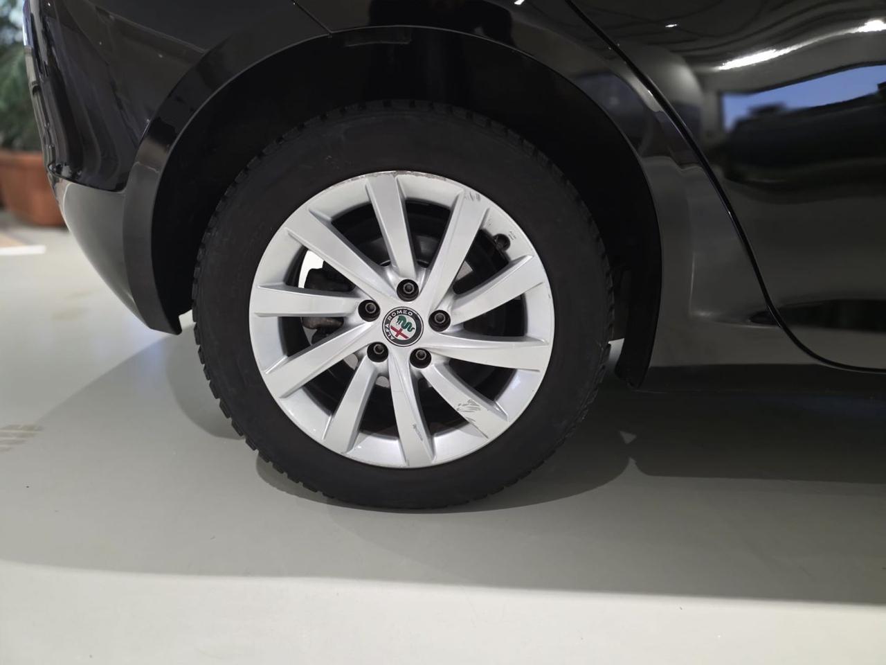 ALFA ROMEO Giulietta 1.6 JTDm 120 CV - 11