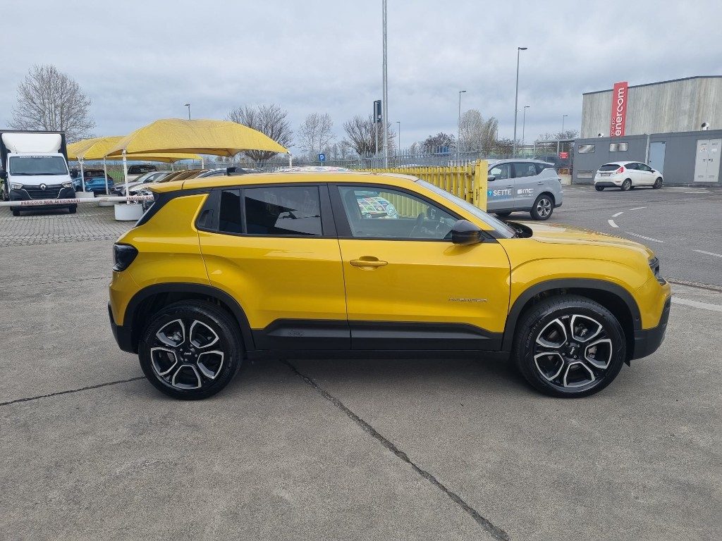 JEEP Avenger 1.2 Turbo 110 CV MHEV Summit - 4