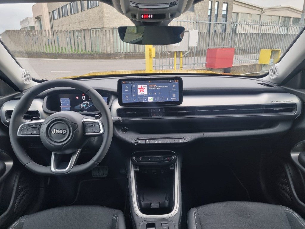 JEEP Avenger 1.2 Turbo 110 CV MHEV Summit - 9