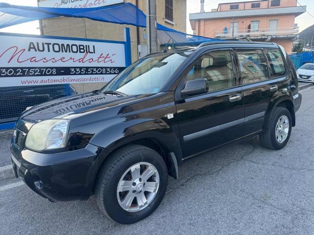 NISSAN X-Trail Nero pastello