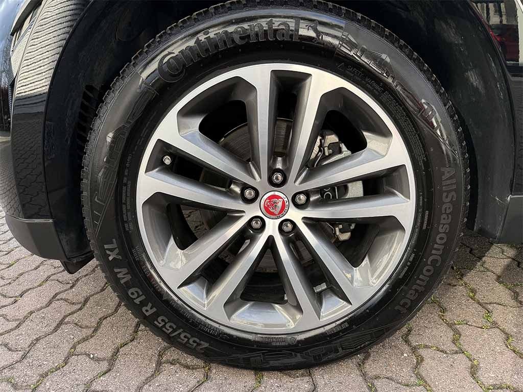 JAGUAR F-Pace 2.0d i4 awd PRESTIGE PELLE TELECAMERA IVA ESPOSTA - 9