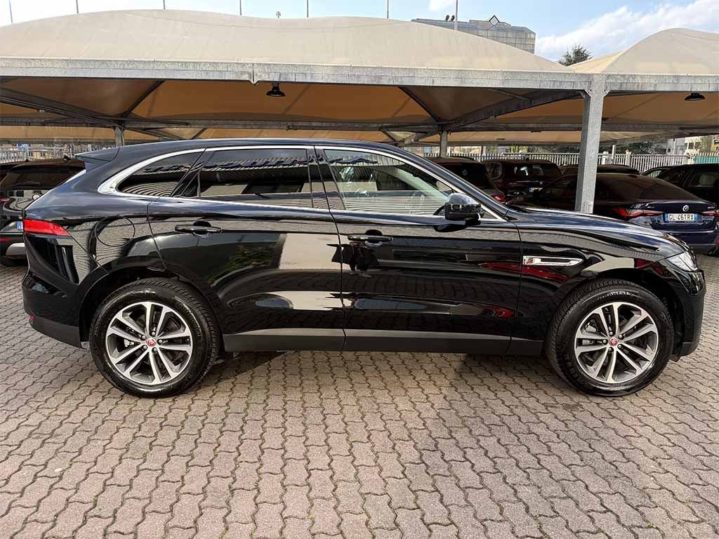 JAGUAR F-Pace 2.0d i4 awd PRESTIGE PELLE TELECAMERA IVA ESPOSTA - 4