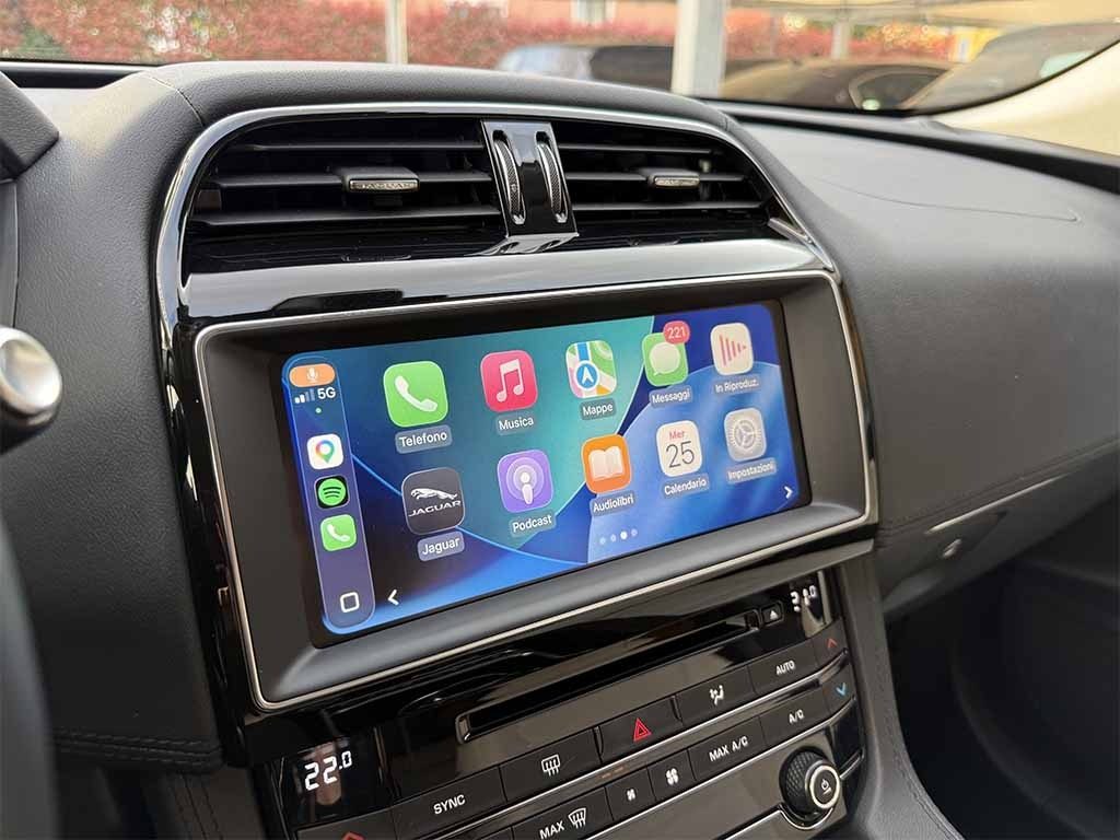 JAGUAR F-Pace 2.0d i4 awd PRESTIGE PELLE TELECAMERA IVA ESPOSTA - 18