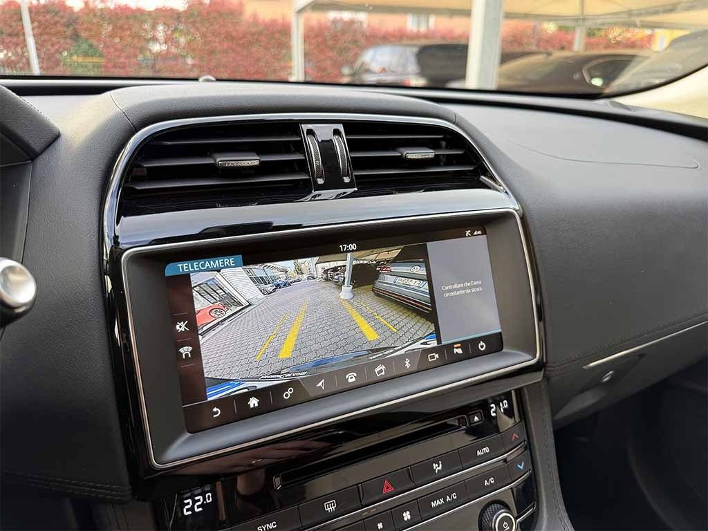 JAGUAR F-Pace 2.0d i4 awd PRESTIGE PELLE TELECAMERA IVA ESPOSTA - 21