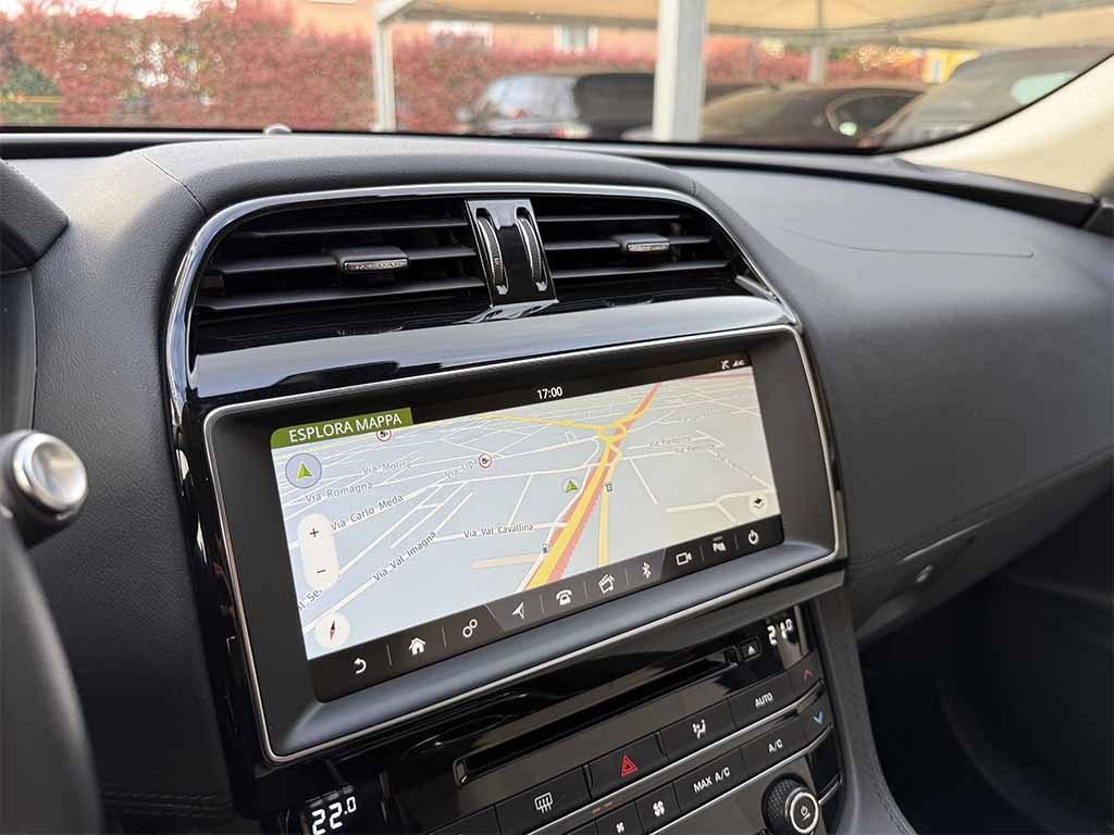 JAGUAR F-Pace 2.0d i4 awd PRESTIGE PELLE TELECAMERA IVA ESPOSTA - 22