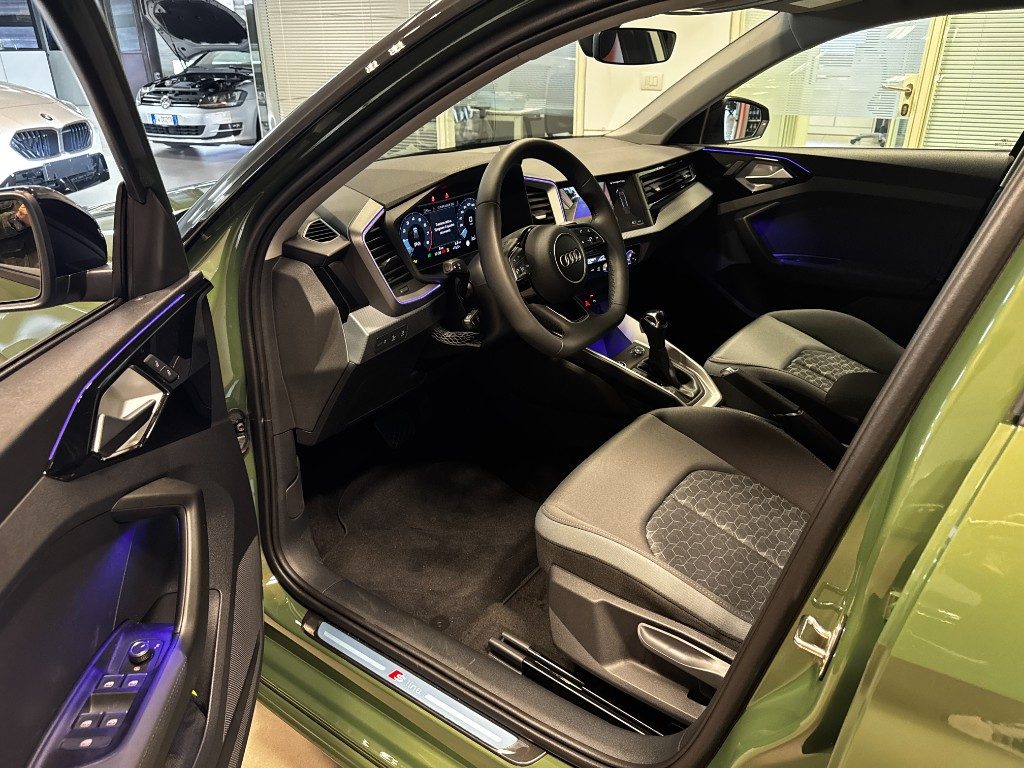 AUDI A1 SPB 30 TFSI S tronic ADRENALIN SLINE KM0 - 7