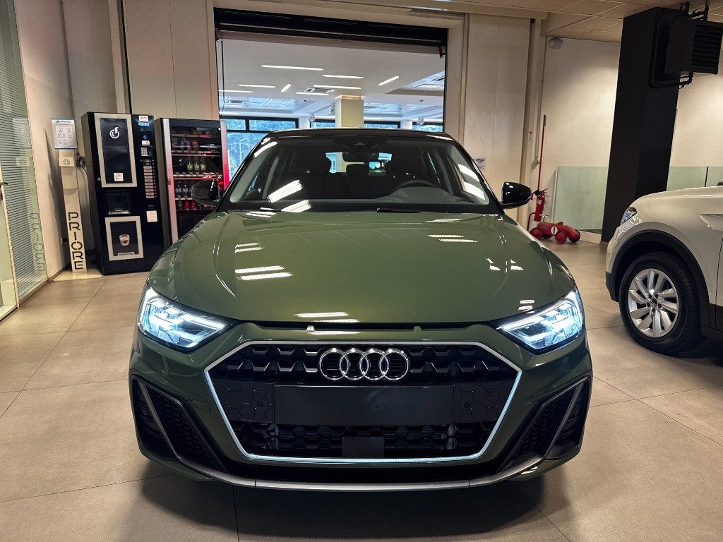 AUDI A1 SPB 30 TFSI S tronic ADRENALIN SLINE KM0 - 2