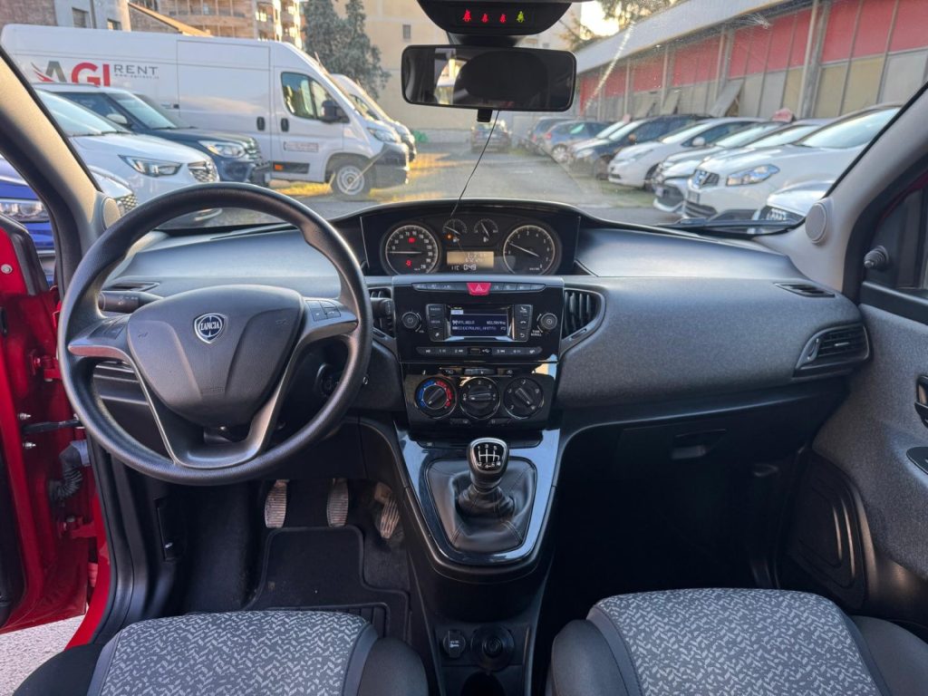 LANCIA Ypsilon 1.0 FireFly 5 porte S&S Hybrid Ecochic Silver - 8