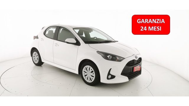 TOYOTA Yaris Bianco pastello