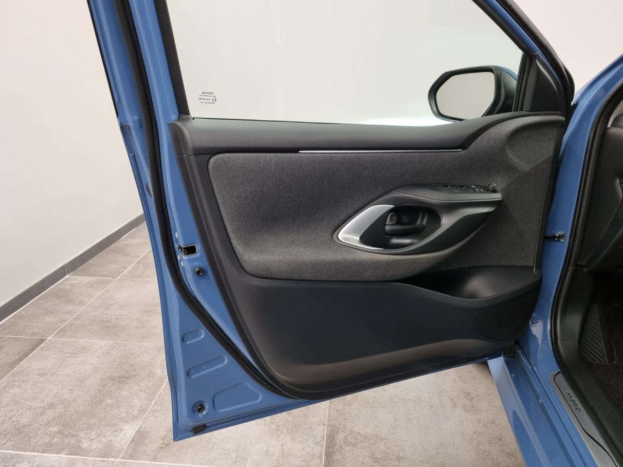 TOYOTA Yaris 1.5 Hybrid 5 porte Trend - 17