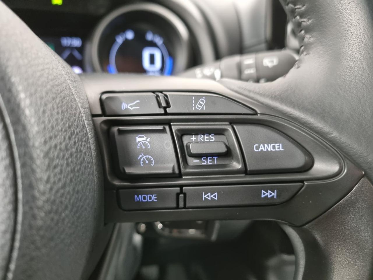 TOYOTA Yaris 1.5 Hybrid 5 porte Trend - 13