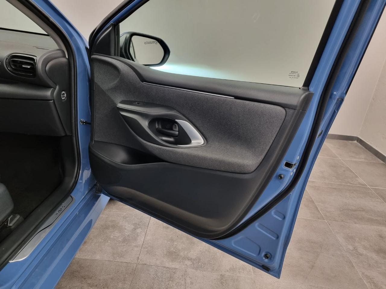 TOYOTA Yaris 1.5 Hybrid 5 porte Trend - 23