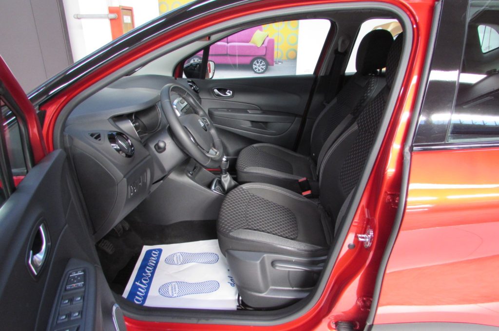 RENAULT Captur TCe 12V 90 CV Start&Stop Energy Intens - 6