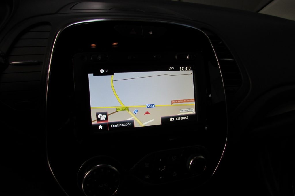 RENAULT Captur TCe 12V 90 CV Start&Stop Energy Intens - 9