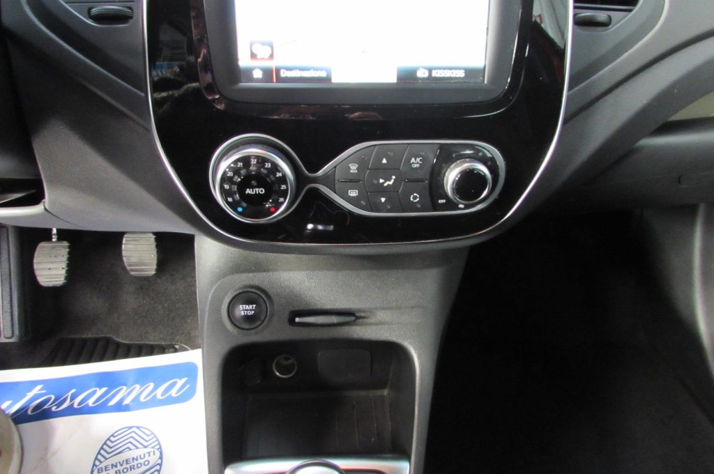 RENAULT Captur TCe 12V 90 CV Start&Stop Energy Intens - 10