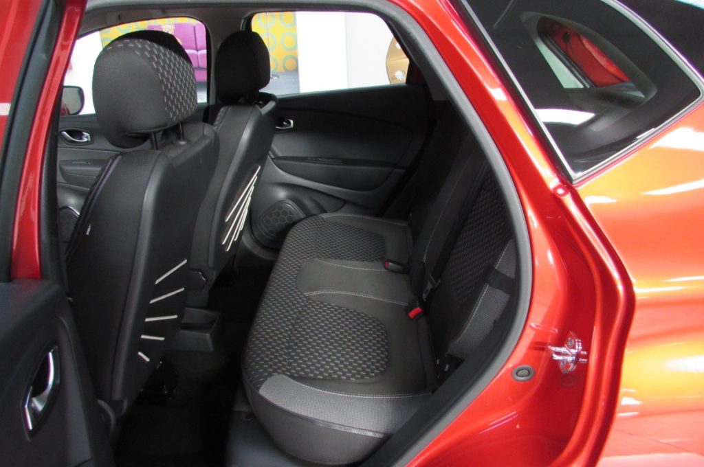 RENAULT Captur TCe 12V 90 CV Start&Stop Energy Intens - 14