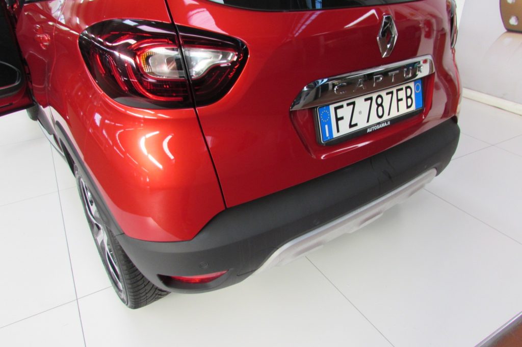 RENAULT Captur TCe 12V 90 CV Start&Stop Energy Intens - 16