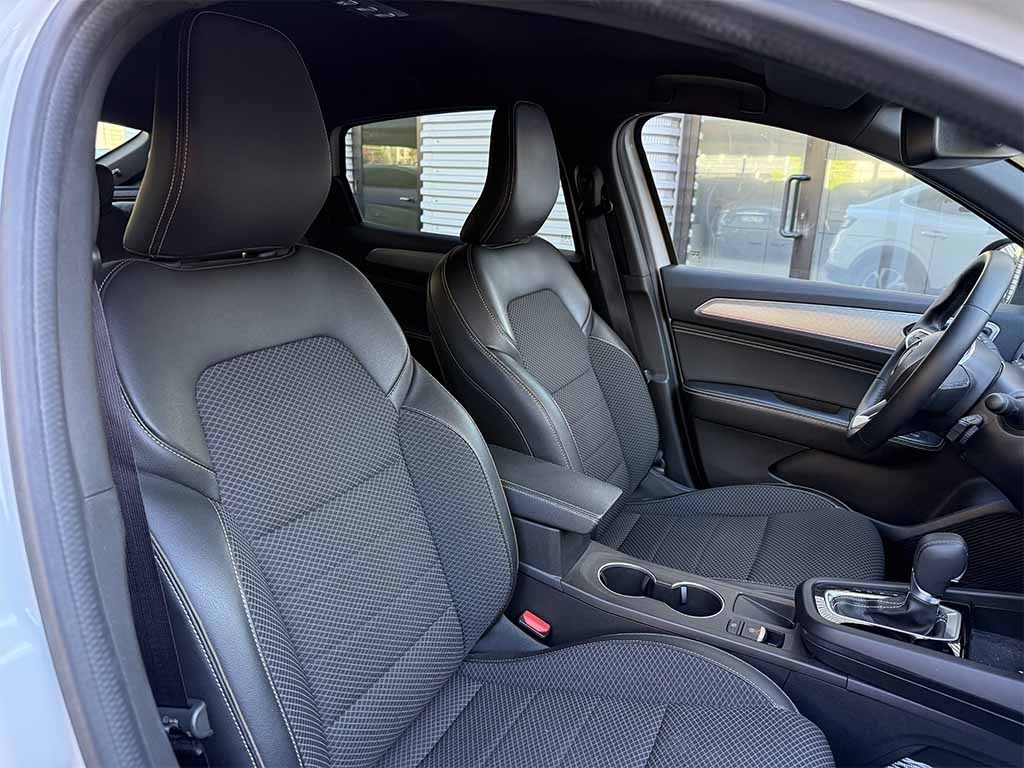 RENAULT Arkana 1.6 E-Tech full hybrid Techno TELECAMERA CARPLAY - 21