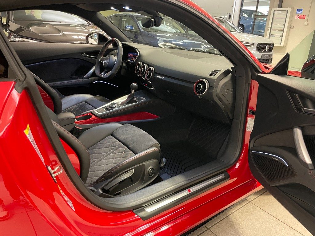 AUDI TT Coupé 40 TFSI STRONIC COMPETITION+BANG&OLUFSEN - 11