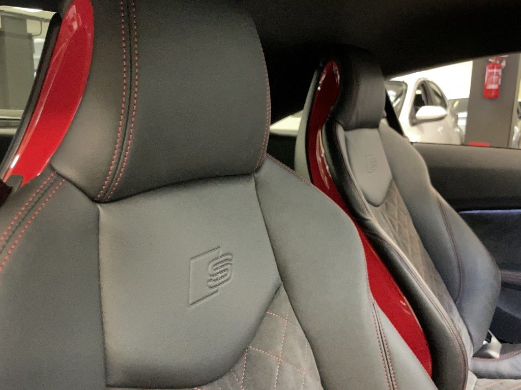 AUDI TT Coupé 40 TFSI STRONIC COMPETITION+BANG&OLUFSEN - 12