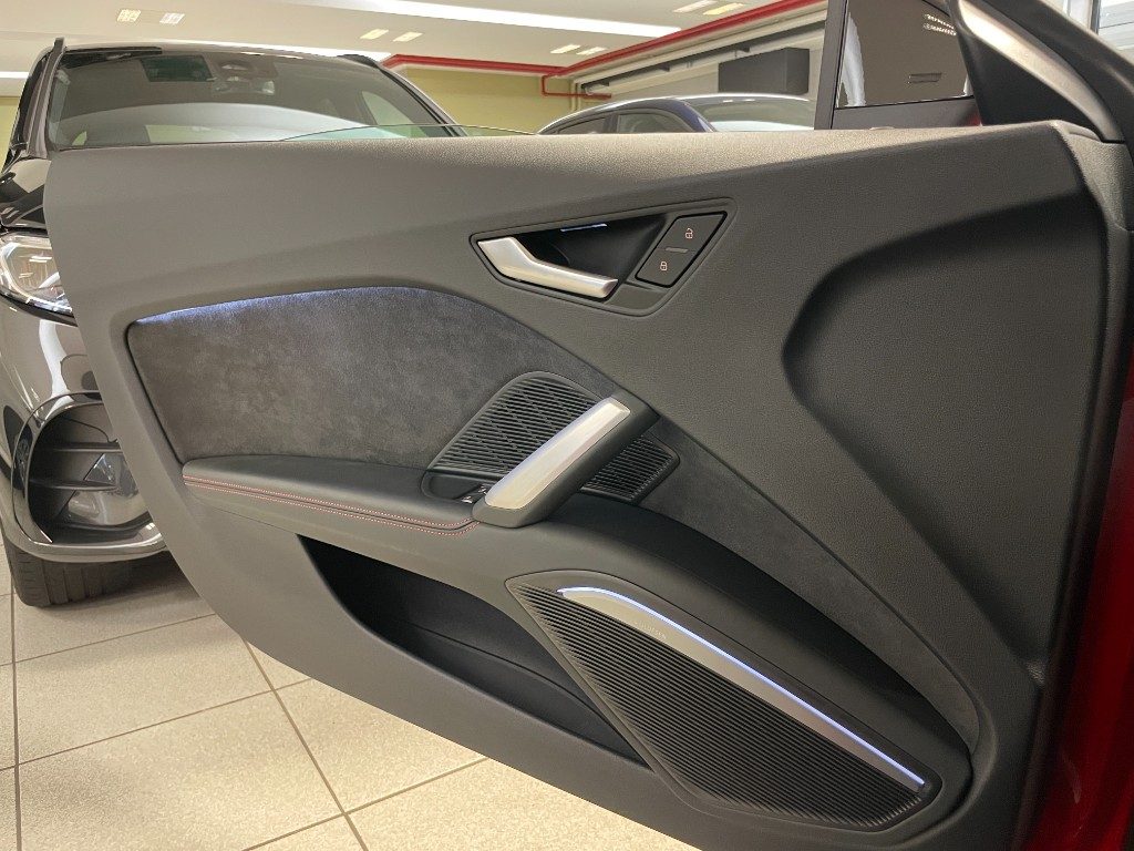 AUDI TT Coupé 40 TFSI STRONIC COMPETITION+BANG&OLUFSEN - 27