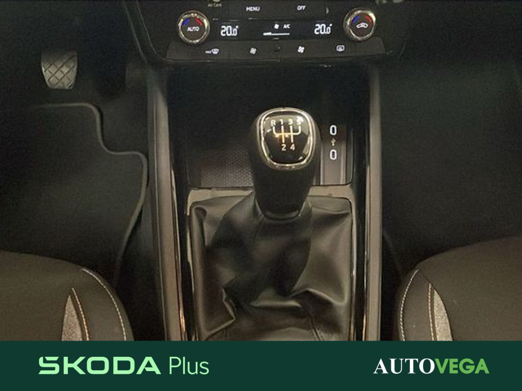 SKODA Kamiq 1.0 tsi black dots 95cv - 10