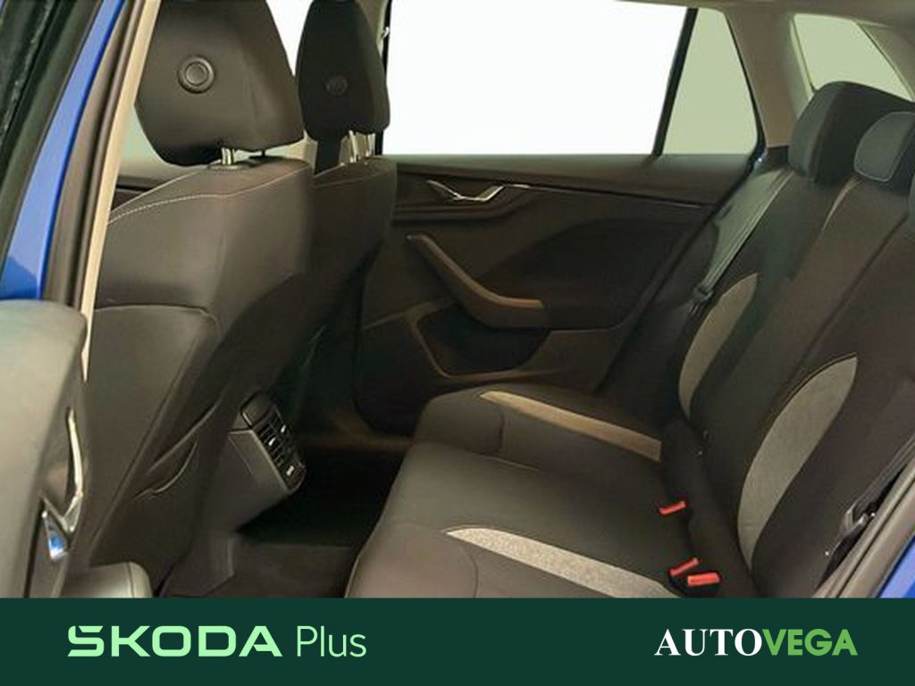 SKODA Kamiq 1.0 tsi black dots 95cv - 11