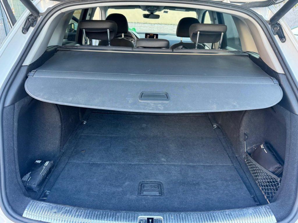 AUDI Q5 2.0 TDI QUATTRO S tronic Bus. Design - 19