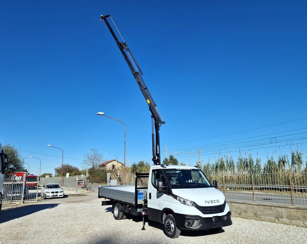 IVECO DAILY  35C18 E6 NUOVO GRU 12m + CASSONE - 15