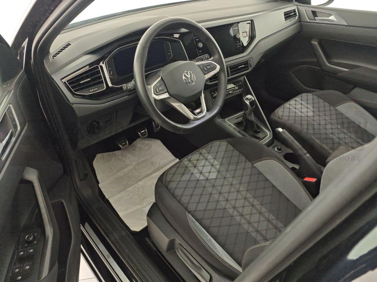 VOLKSWAGEN Taigo 1.0 TSI 115CV R LINE TETTO APRIBILE - 19