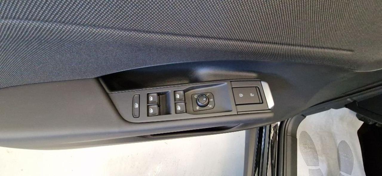 VOLKSWAGEN T-Roc 1.5 eTSI ACT DSG Life IN PROMO ROTTAMAZIONE - 8