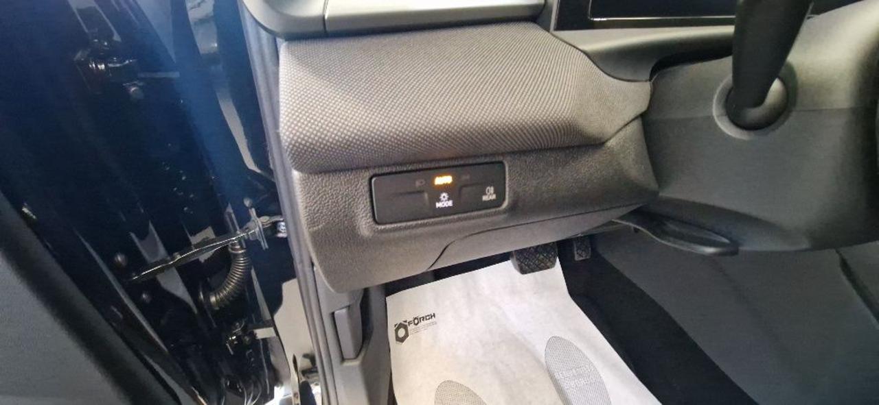 VOLKSWAGEN T-Roc 1.5 eTSI ACT DSG Life IN PROMO ROTTAMAZIONE - 9