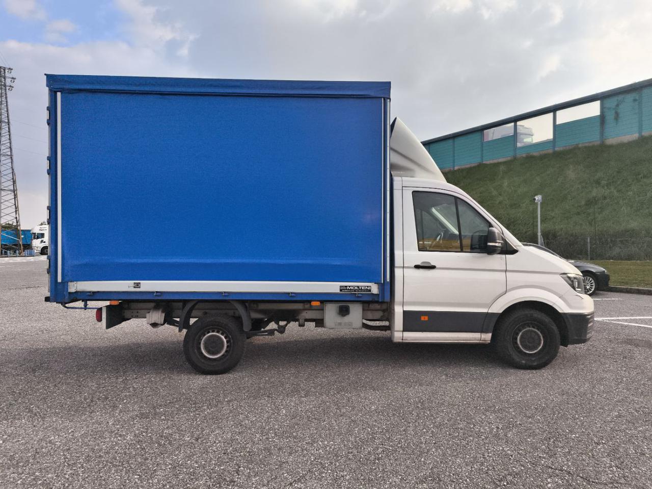 VOLKSWAGEN CRAFTER  35 - 3