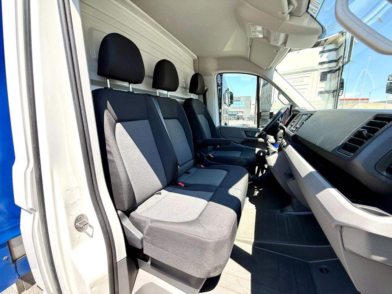 VOLKSWAGEN CRAFTER  2.0 TDI - 9