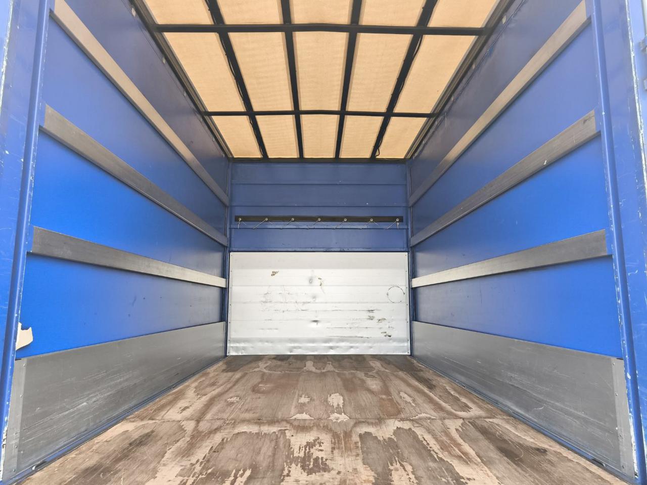 VOLKSWAGEN CRAFTER  35 - 5