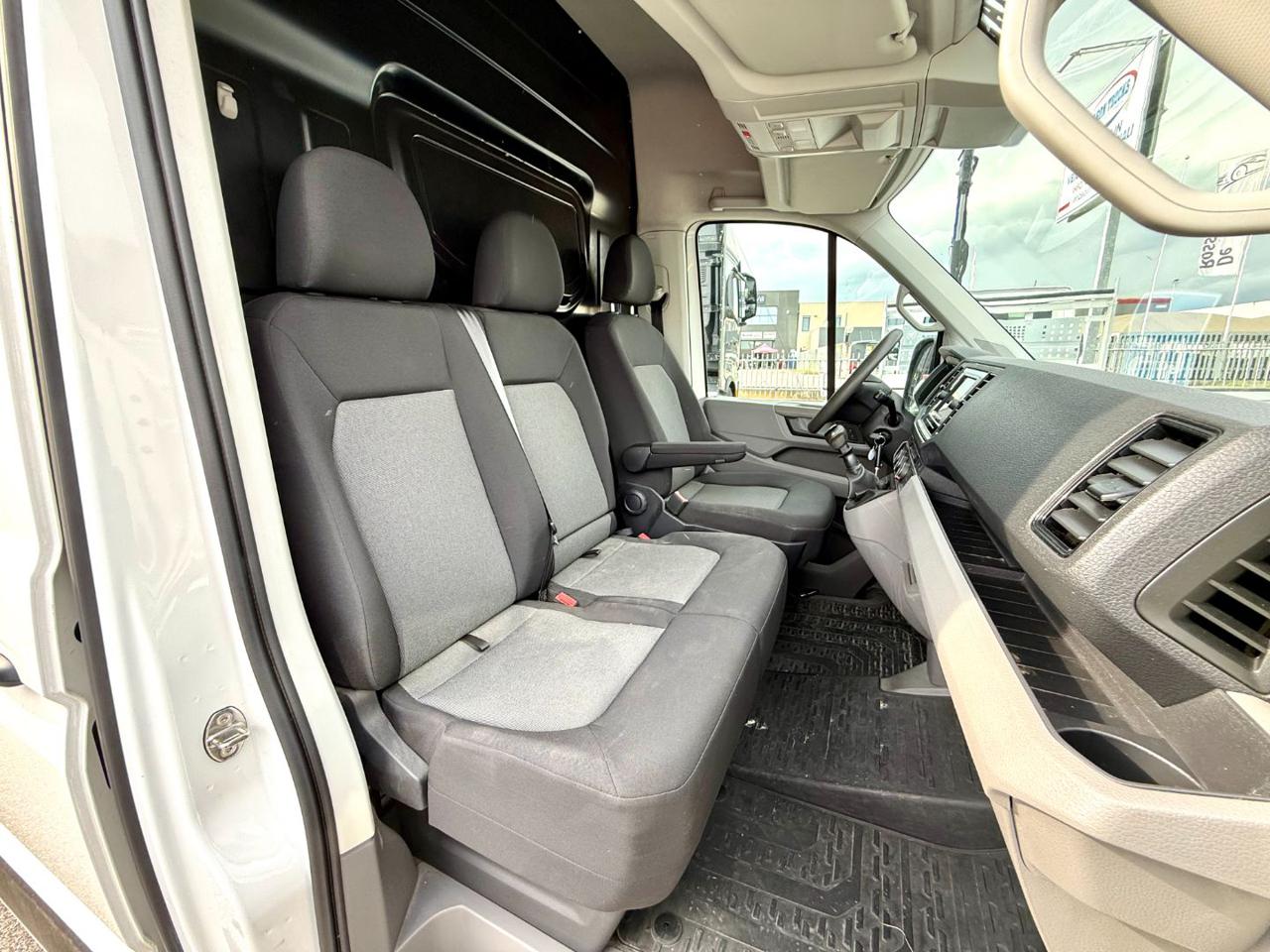 VOLKSWAGEN CRAFTER  2.0 TDI - 12