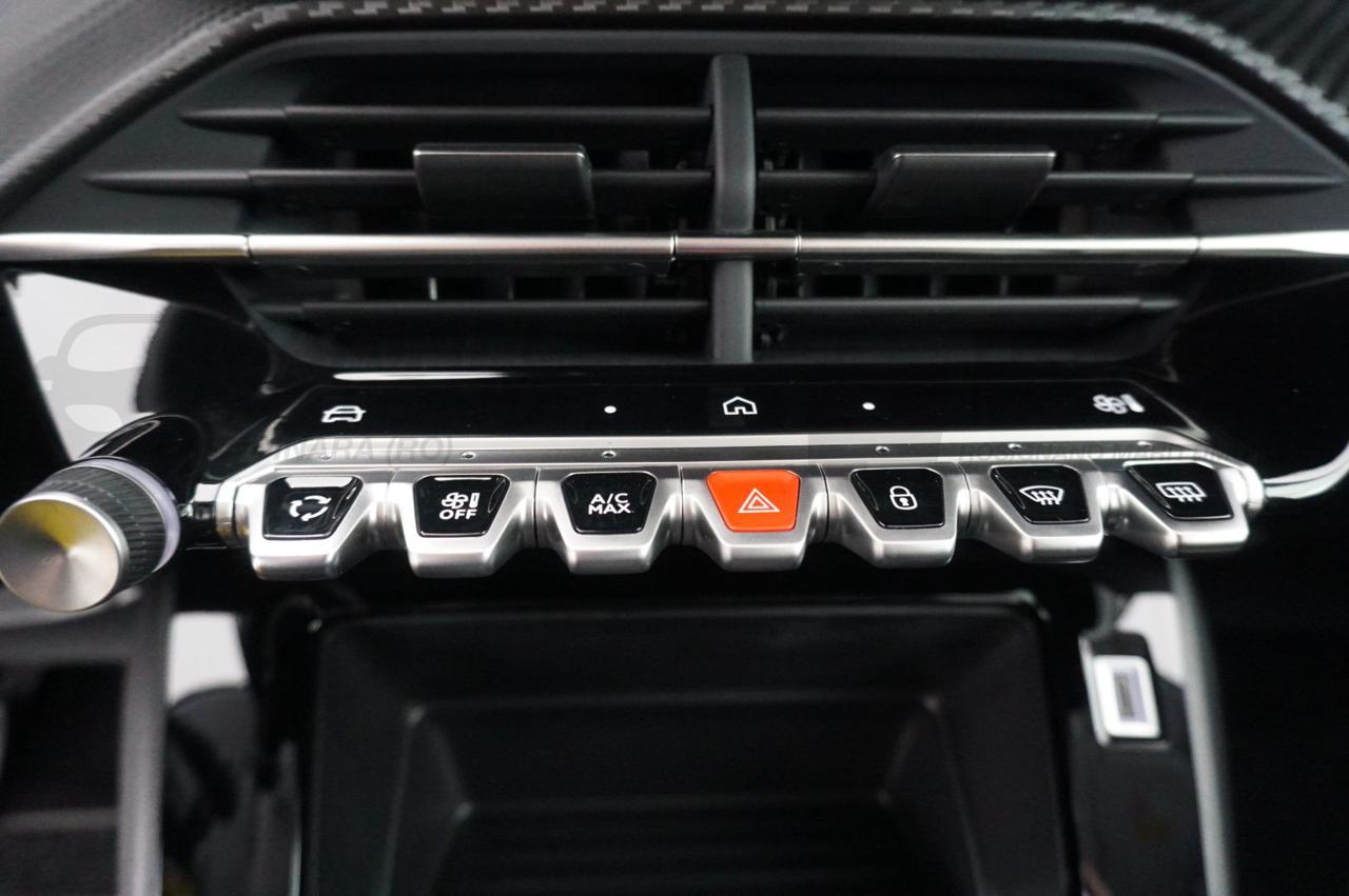 PEUGEOT 208 1.2 PURETECH 100CV STYLE - 14