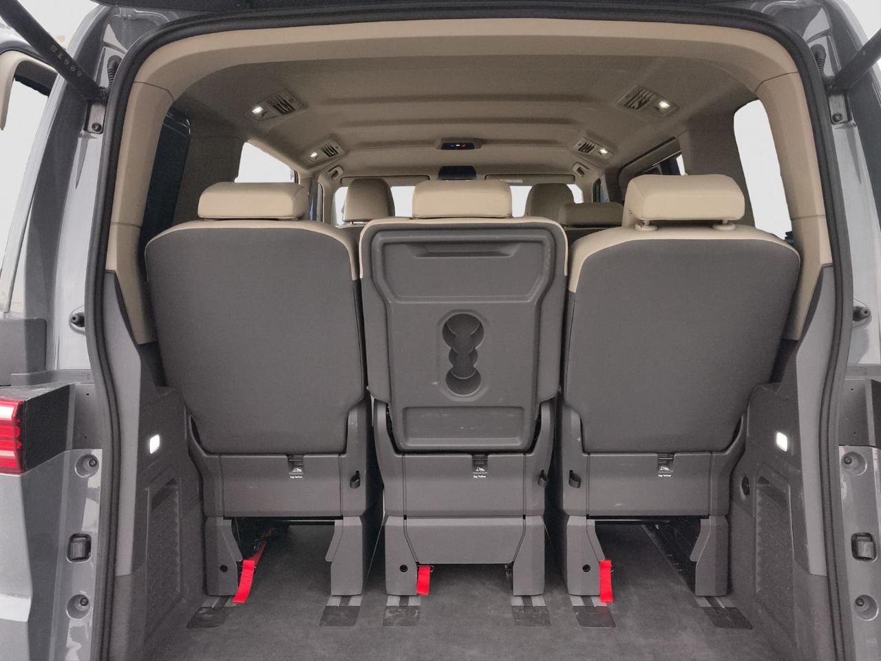 VOLKSWAGEN T7 MULTIVAN 2.0 TDI 150cv SPACE DSG - 9