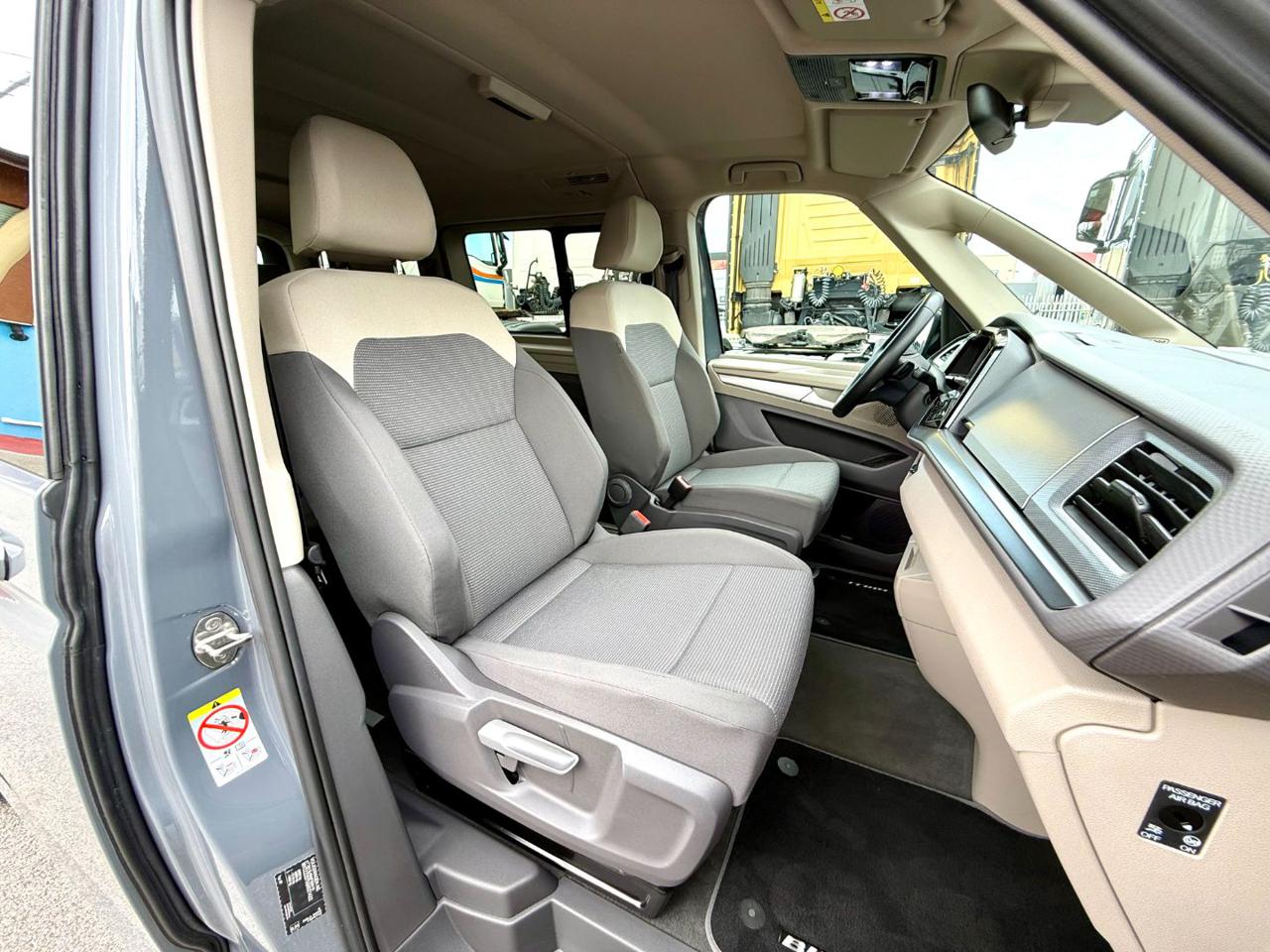 VOLKSWAGEN T7 MULTIVAN 2.0 TDI 150cv SPACE DSG - 8