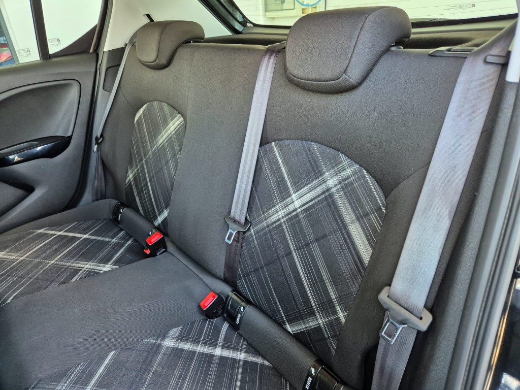 OPEL Corsa 1.4 90CV GPL Tech 5 porte Cosmo - 9