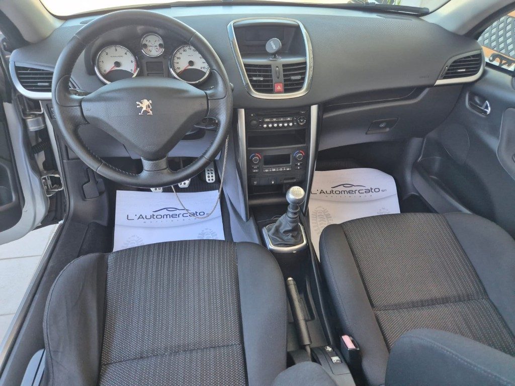 PEUGEOT 207 1.6 8V HDi 112CV CC Tecno - 9
