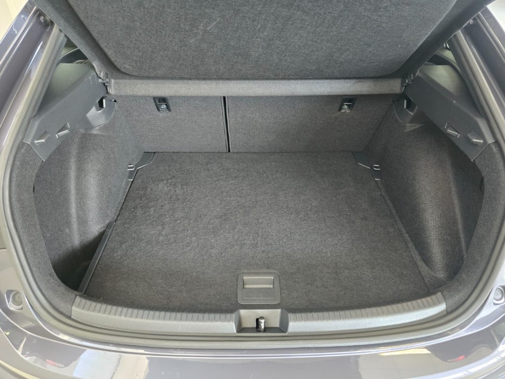 VOLKSWAGEN Taigo 1.0 TSI 115 CV R-Line + Tetto - 8