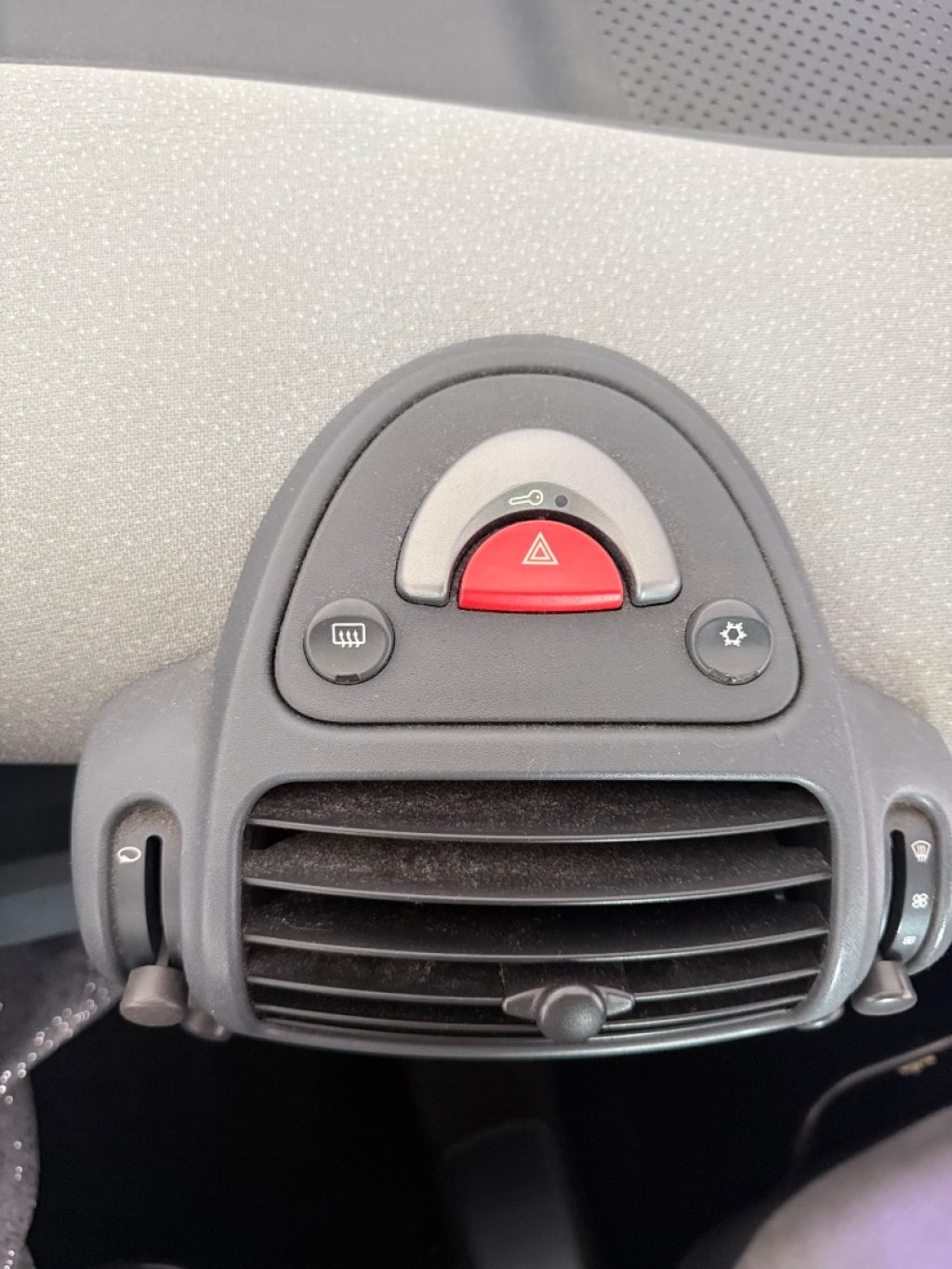 SMART ForTwo 700 smart city-coupé pure (45 kW) - 3