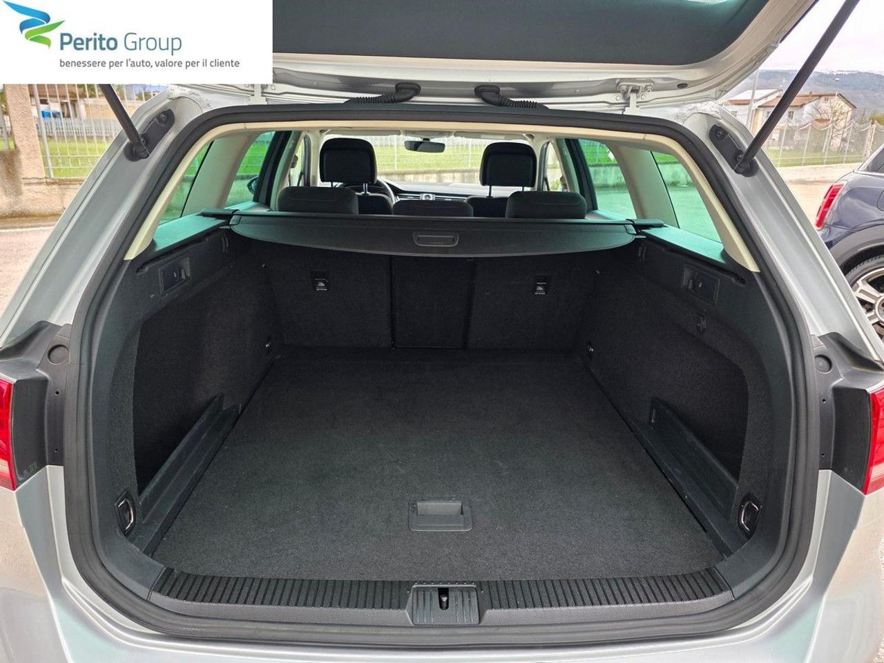 VOLKSWAGEN Passat Variant 2.0 TDI Business BlueMotion Tech. - 7