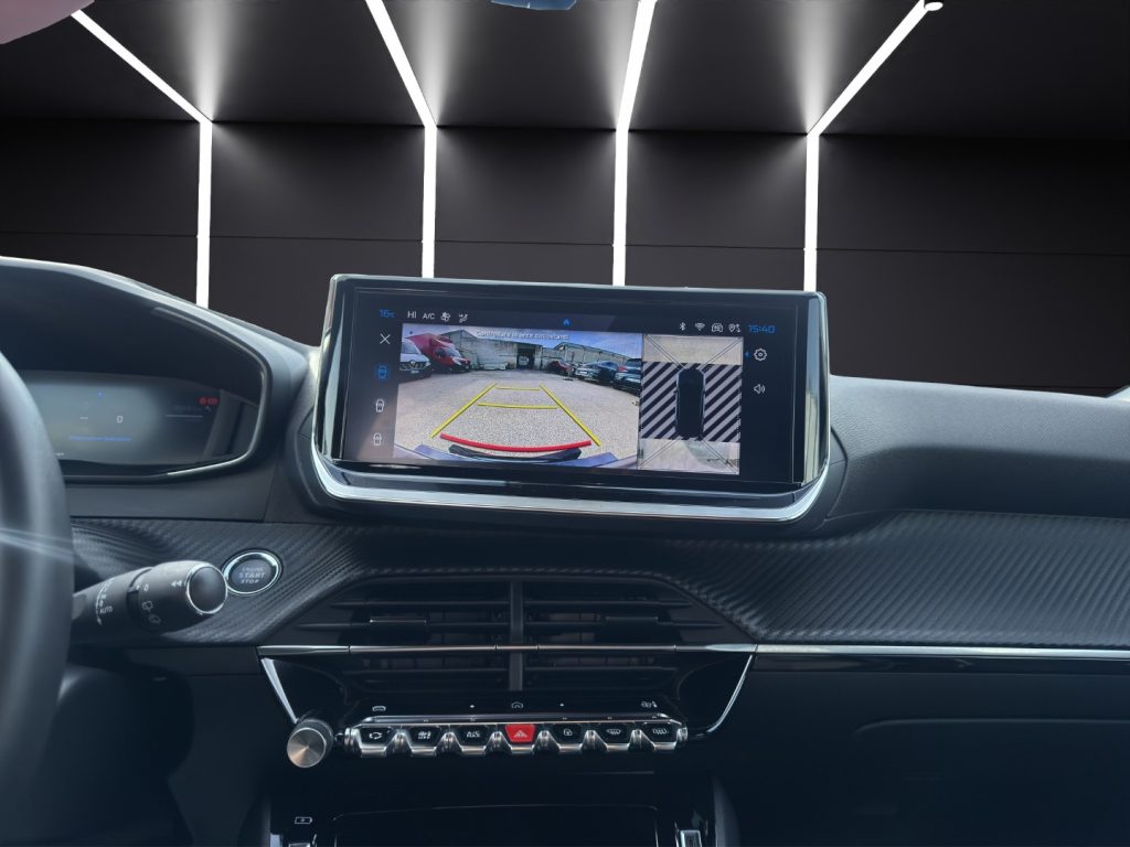 PEUGEOT 2008 Hybrid 136 e-DCS6 Allure - 14