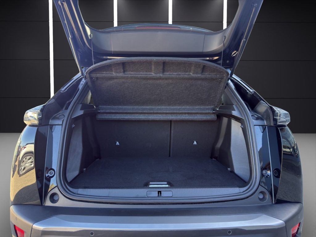 PEUGEOT 2008 PureTech 100 S&S Allure - 19